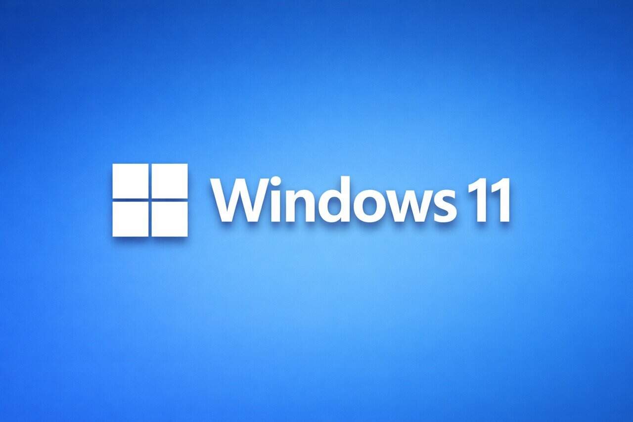 توضح المقالة أن مايكروسوفت أصدرت حزمة تحديثات دَيناميكية لنظام Windows 11 (KB5095186 وKB5102558 وKB5095615) مع تحديث معاين C، تهدف إلى