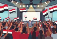 جماهير تستقبل حسام حسن بحفاوة في استوديو برنامج حواري تقدمه منى الشاذلي
