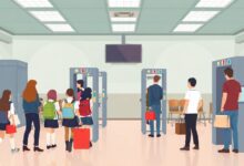 طلاب الثانوية العامة يتجهون إلى اللجان لإجراء فحص إلكتروني للهواتف قبل امتحاني الفيزياء والتاريخ