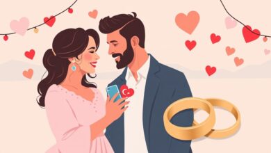 بيرين سات وزوجها كينان دوغلو يحتفلان بذكرى زواجهما الاثنتي عشرة برسائل وصور رومانسية