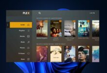 دليل عملي يتضمن أربع خطوات لإعادة عمل Plex عند تعطل التطبيق: التحقق من الاتصال، ثم تحديث التطبيق، وإصلاحه، ثم الرجوع إلى إصدار سابق من