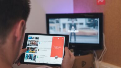 دليل عملي لاستعادة تشغيل وضع PiP على أجهزة أندرويد عبر إعدادات النظام ومسح بيانات التطبيق واستخدام نسخة سطح المكتب أو VPN، مع توضيح القيود